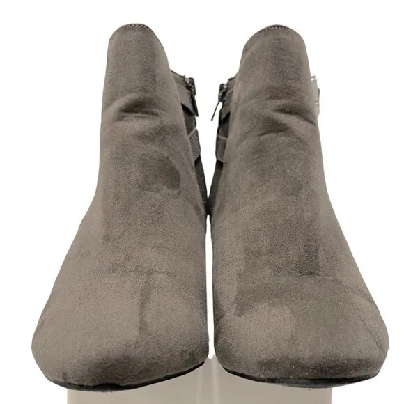 Karen Scott Womens Almond Toe Boots