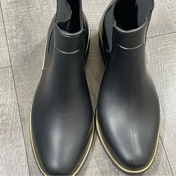 KATE SPADE New York Solstice Rain Ankle Boots Size 7 Black Gold
