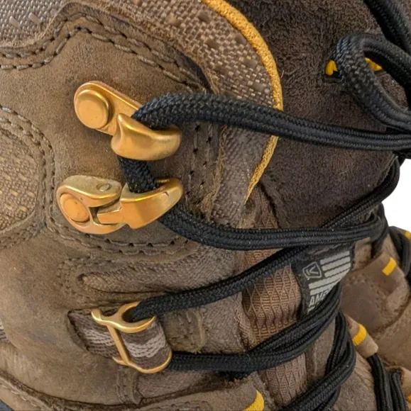 KEEN Targhee Mid-Height Keen.Dry Weatherproof Leather Hiking Boots 9 39