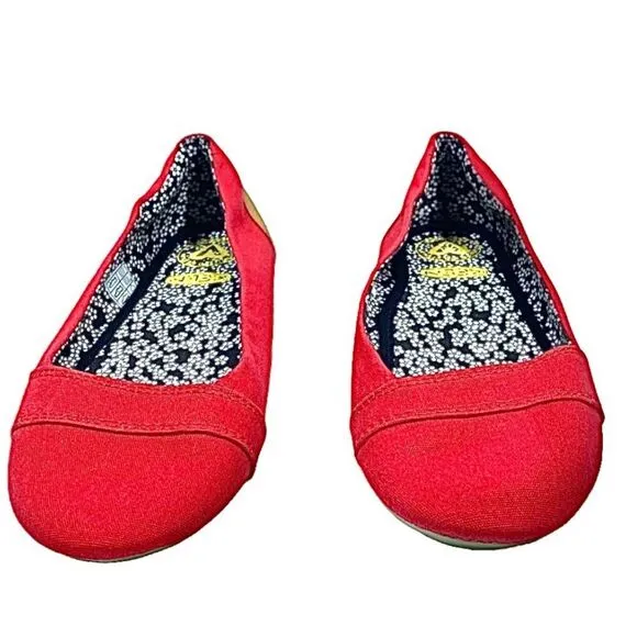 Keen Vegan Red Flats loafer Casual Shoes Women’s Size 8 Medium