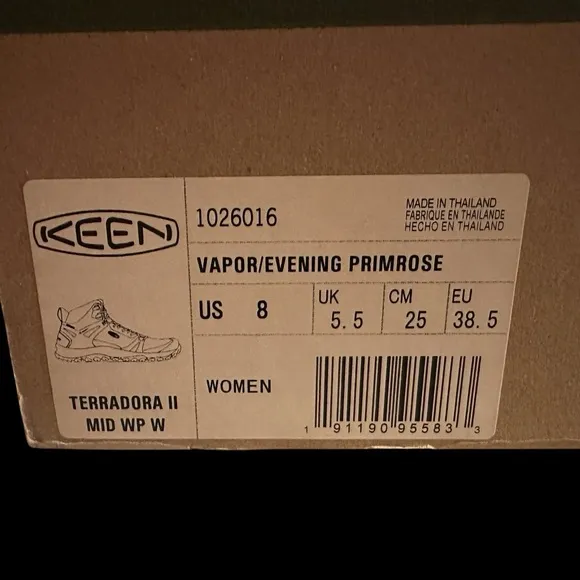 KEEN Women’s Terradora II Waterproof Mid Height Hiking Boots. US 8. $165