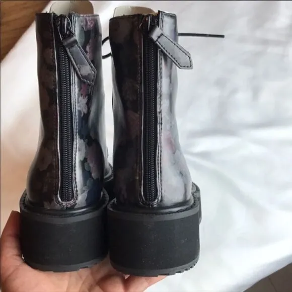 KENDALL &amp; KYLIE FLORAL COMBAT BOOTS.  NEW