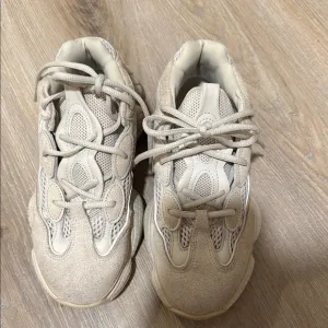 Kids Cream Sneakers