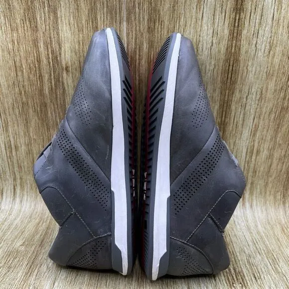 Kizik Boston Men's Size 9.5 Hands Free Slip On Grey‎ White Sneakers Shoes Casual