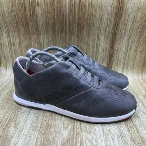 Kizik Boston Men's Size 9.5 Hands Free Slip On Grey‎ White Sneakers Shoes Casual