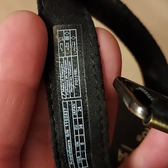 Koolaburra Sandals 4/2