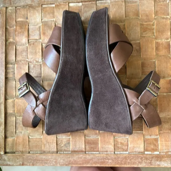 KORK-EASE Ava Wedge Leather Sandal | Brown | Size US 6 EU 36.5