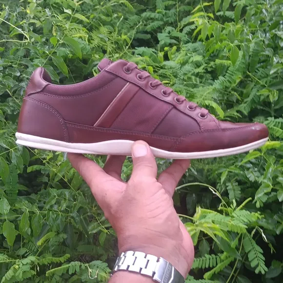 LACOSTE MEN'S CHAYMON SNEAKERS