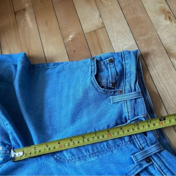 Levi’s Sz 27 Ribcage Straight Ankle Distressed Raw Hem Denim Jeans