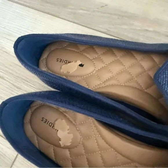 Limited edition the heron Birdies embroidered flats Size 8.5