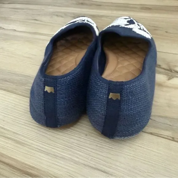 Limited edition the heron Birdies embroidered flats Size 8.5