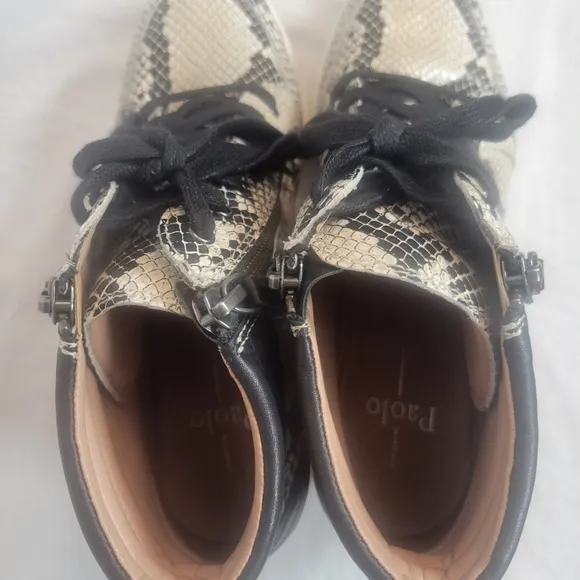 Linea Paolo Women's Niya Wedge Sneakers Cream Snakeskin Print Leather Lace sz 9