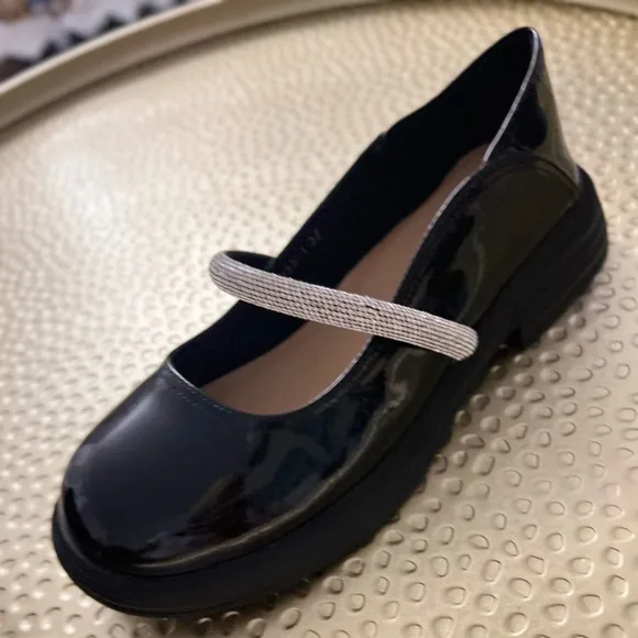 Loafers made of patent leather