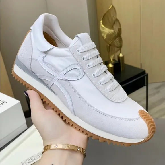 Loewe Women's Flow runner in suede and nylon White