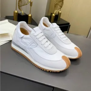 Loewe Women's Flow runner in suede and nylon White