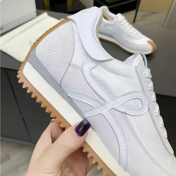 Loewe Women's Flow runner in suede and nylon White