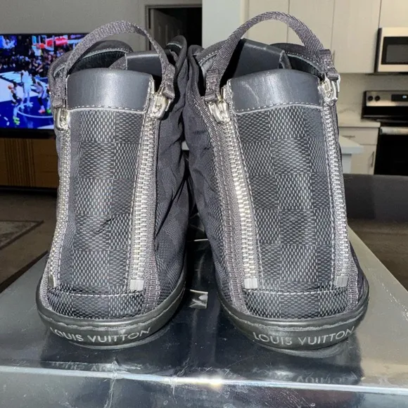 Louis Vuitton - Black Damier Graphite Nylon &amp; Leather