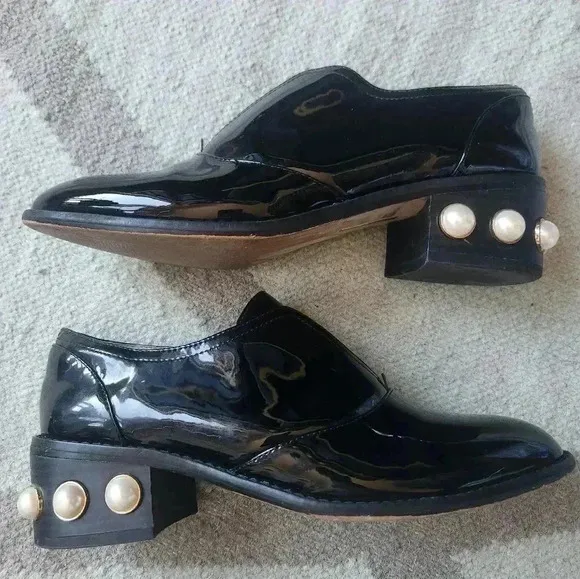 Louise et Cie Lo-Franley Patent Leather Loafer size 6.5