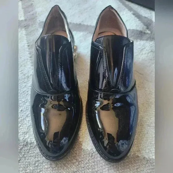 Louise et Cie Lo-Franley Patent Leather Loafer size 6.5