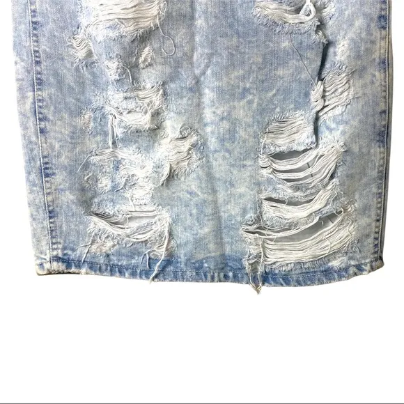 Lovers   Friends Miles Denim Distressed Pencil Skirt (27)