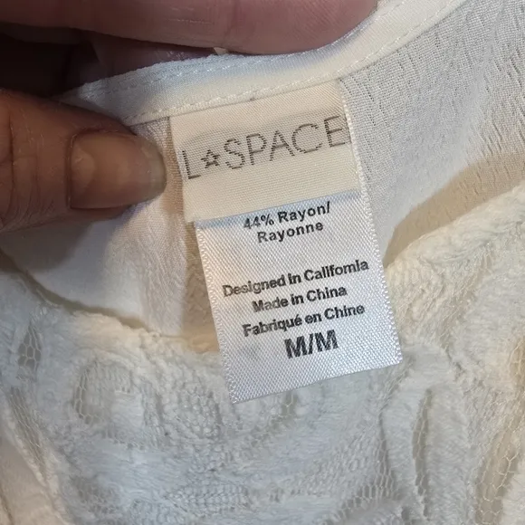 L*SPACE Boho Lace Crochet Cold Shoulder Dress Swim Cover-Up White- Size Medium