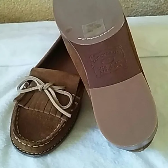Lucky Brand Suede Boat Shoes Sz 10 NWOB 🌸