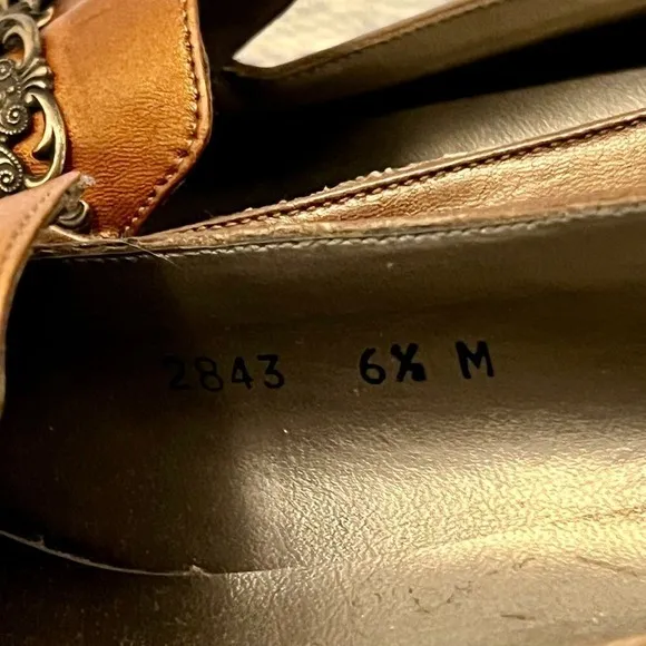 M. Jerrold by Margaret J. Two-Tone Leather Loafers‎ Vintage Bronze Hardware 6.5M