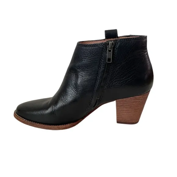 Madewell Billie black leather ankle boots size 8