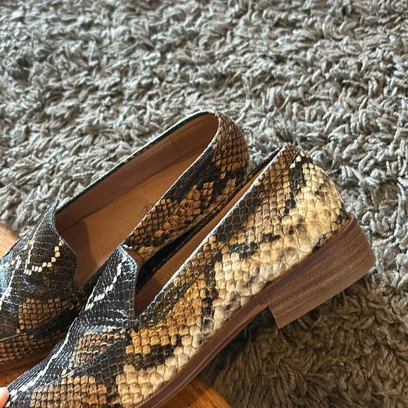 Madewell The Frances Loafer in Snake Embossed Leather Size 5.5