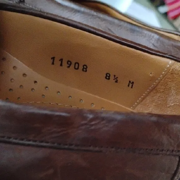MAGNANNI Brown Leather Loafers