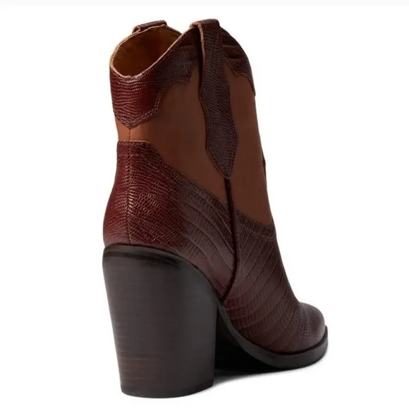 MARC FISHER Gona Western‎ Bootie Size 8.5