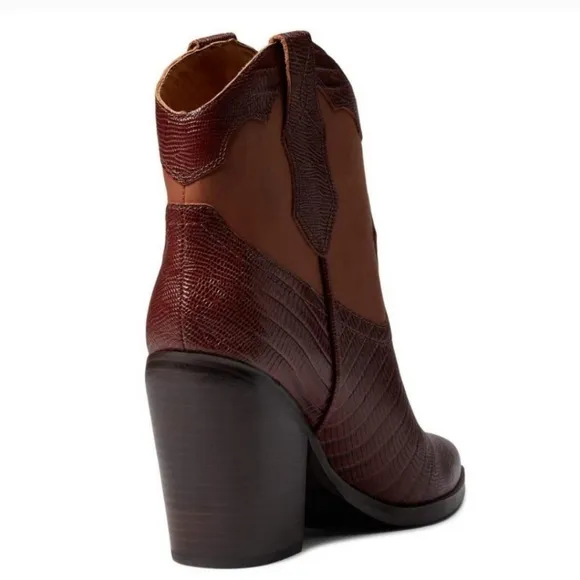 MARC FISHER Gona Western‎ Bootie Size 8.5