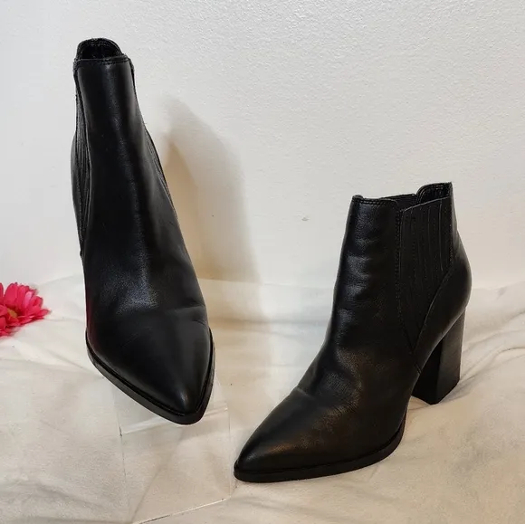 Marc Fisher Womens Ellard Pointy Toe Boots Ankle Booties Classic Leather Spring