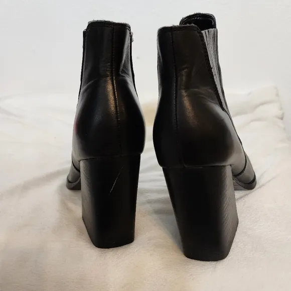 Marc Fisher Womens Ellard Pointy Toe Boots Ankle Booties Classic Leather Spring