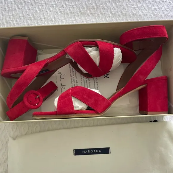 Margaux City Sandals Red with Block Heel and Crisscross Straps New 39 W