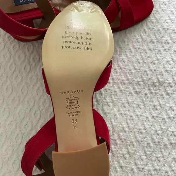 Margaux City Sandals Red with Block Heel and Crisscross Straps New 39 W