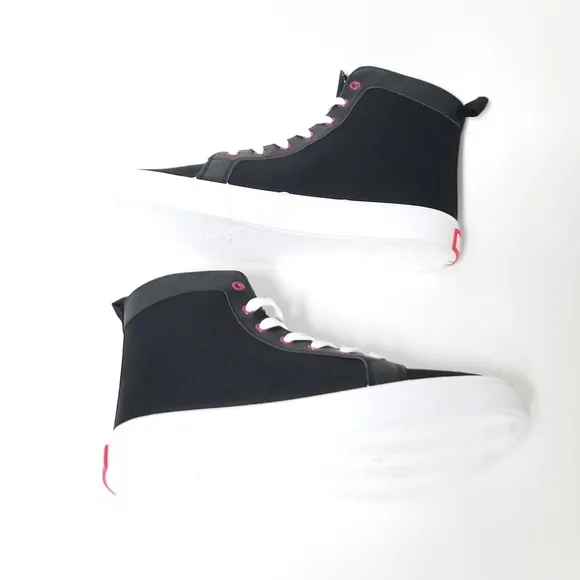 Marvel Sneakers!