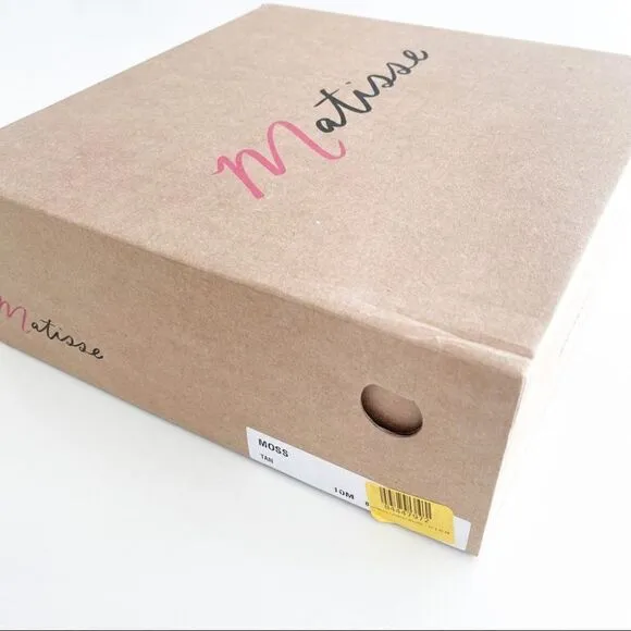 Matisse // Ankle boots // Size 10 womens // New in box // tan