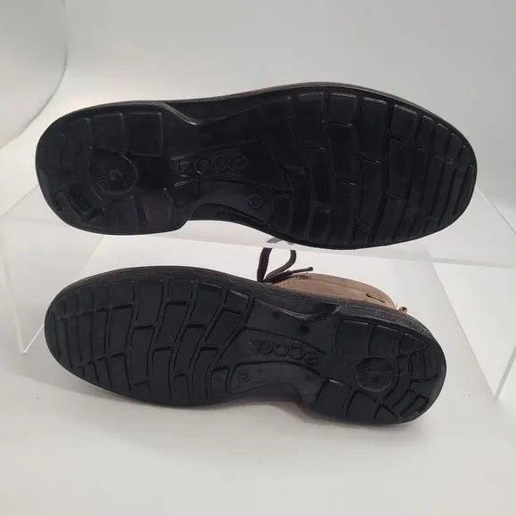 Mens ECCO Jamestown Mid Chukka Boots. Size 9-9.5 US.‎ 43 Euro. 43P510104277469
