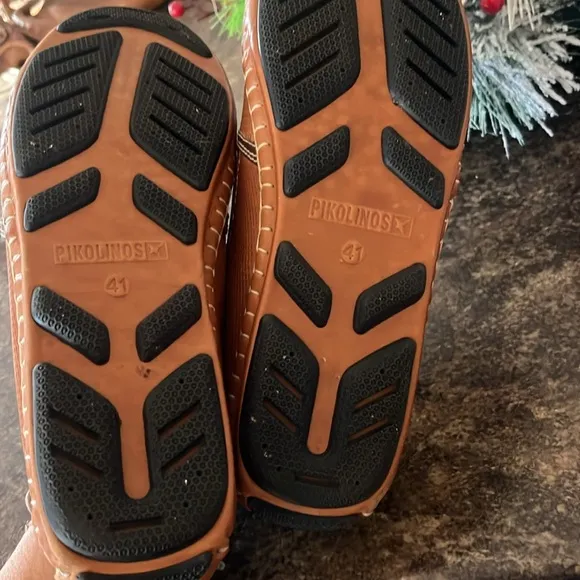 Men’s Pilolinos Leather Loafers