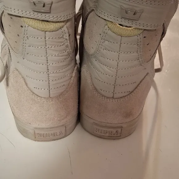 Men's Supra  High-Top Sneakers in Cream Size 10