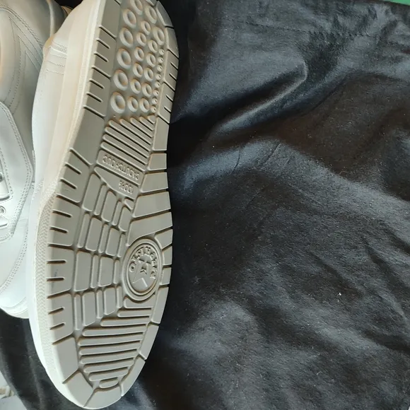 Mephisto White Sneakers Minimalist Design Versatile Wear