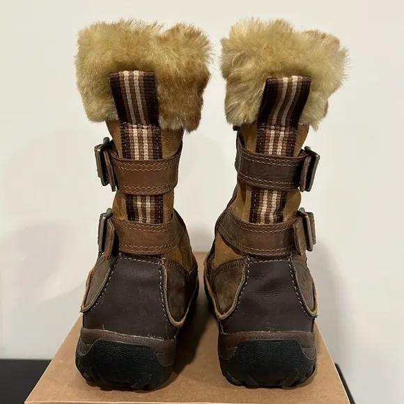 Merrell Decora Chant Winter Boots in Brown Sugar Size 7