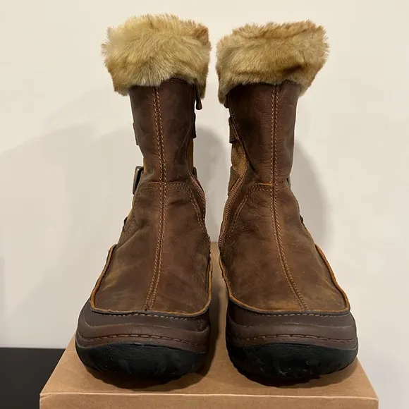 Merrell Decora Chant Winter Boots in Brown Sugar Size 7