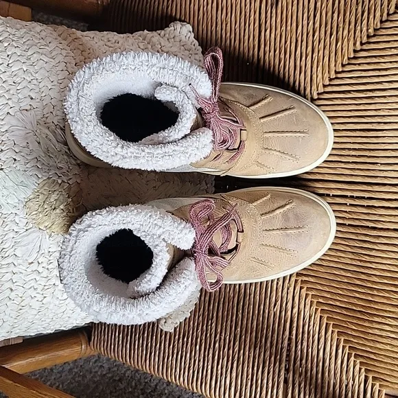 Merrell Haven Mid Lace Boots, Carmel, size 10