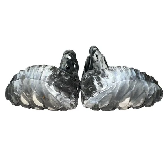 Merrell Hydro Moc black and gray tie-dye foam sandals