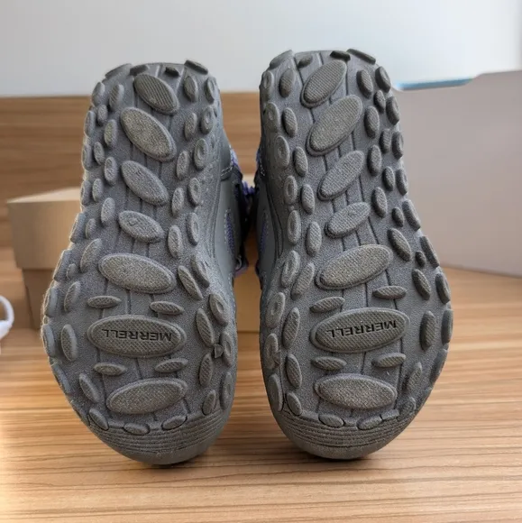 Merrell Kid's 11 Polar Trekker Grey Purple trail runner snow boots like NEW