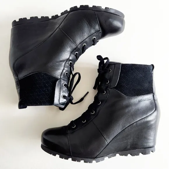 Merrell Smooth Black Leather &amp; Suede Wedge Booties With Non-Slip Lug Tread, Sz 9