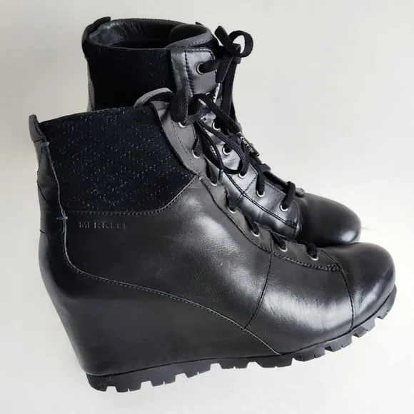 Merrell Smooth Black Leather &amp; Suede Wedge Booties With Non-Slip Lug Tread, Sz 9