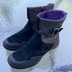 Merrell Women's Albany Sky Waterproof Boots-Black